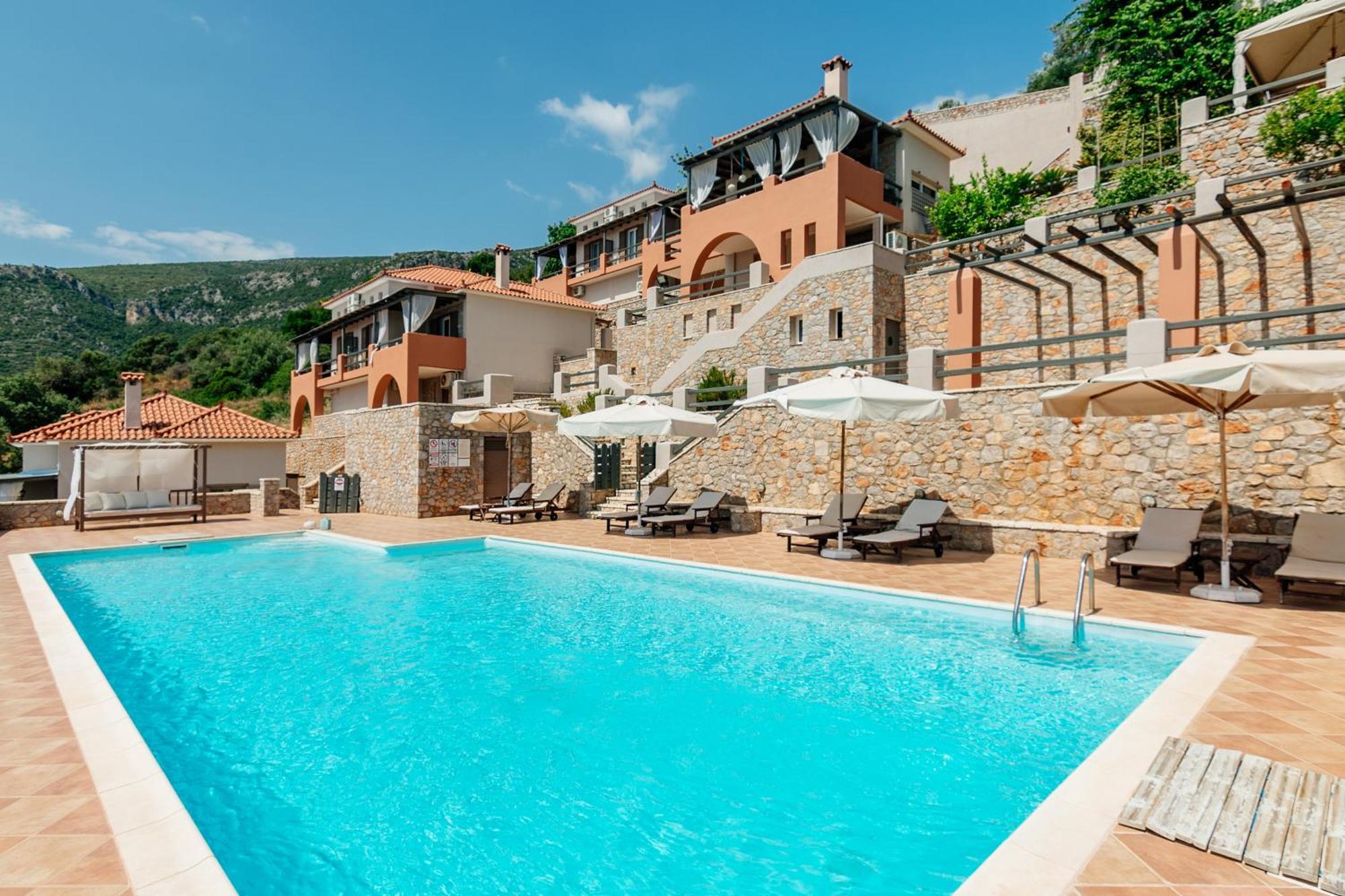 Apelon Tiritas Villas Leonidio Exterior photo