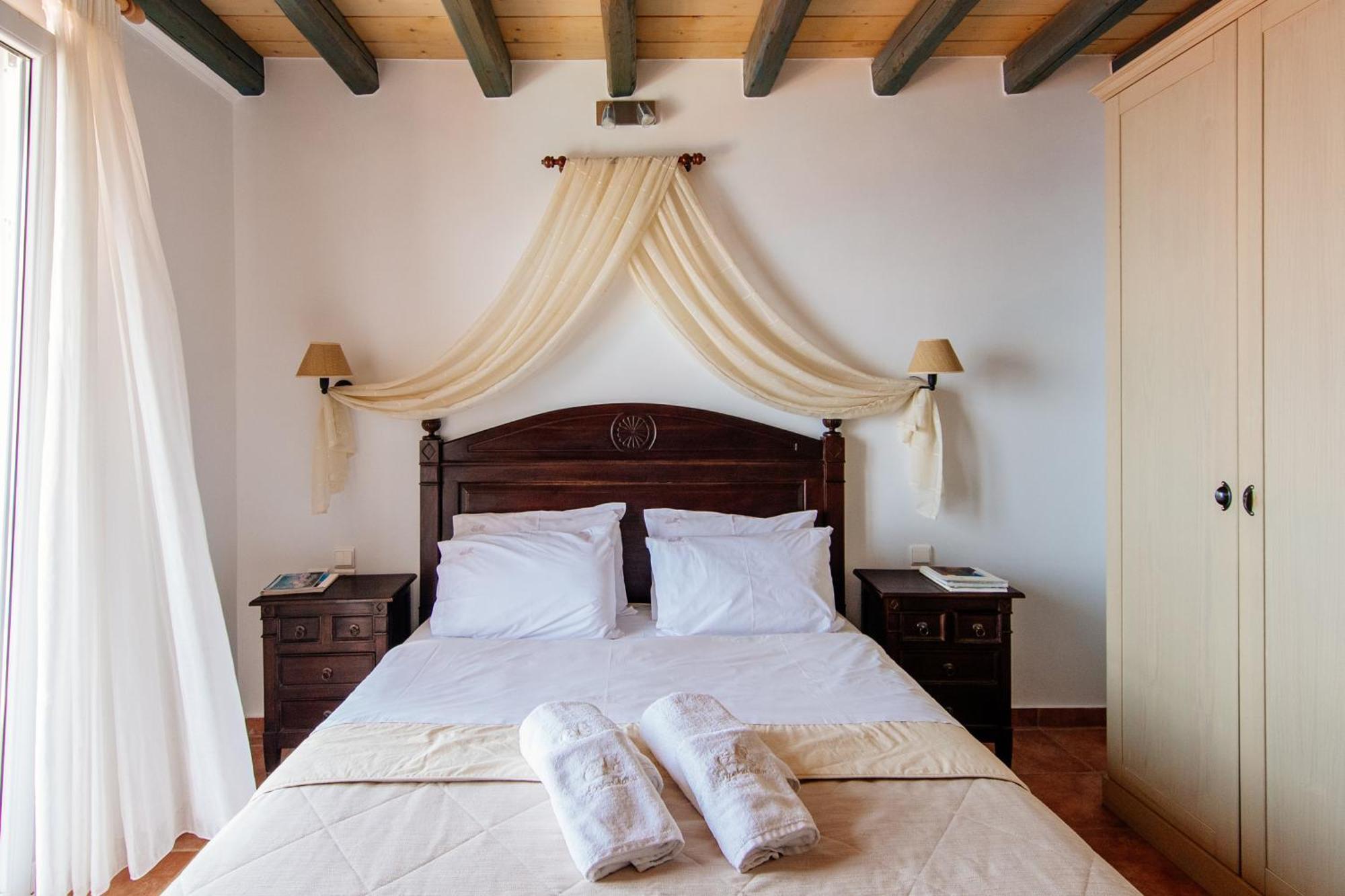 Apelon Tiritas Villas Leonidio Exterior photo