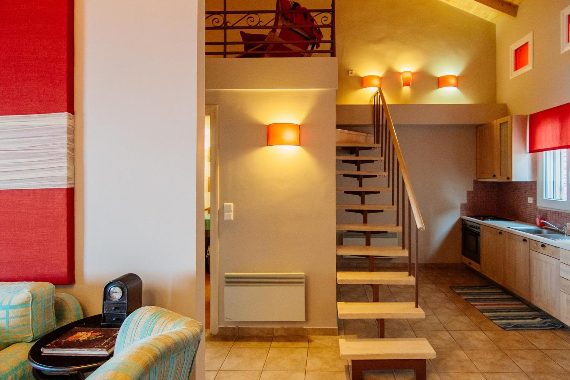 Apelon Tiritas Villas Leonidio Exterior photo